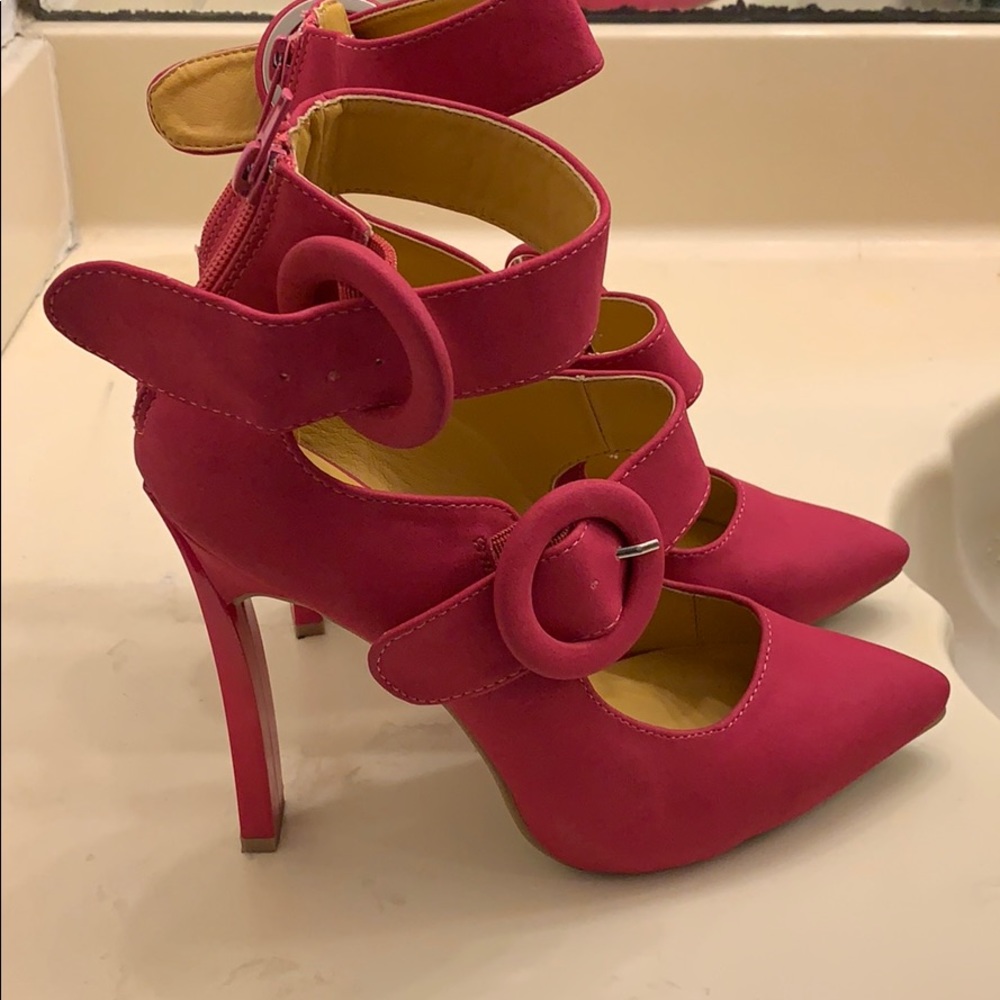 Shoes - Picture 2 of 2